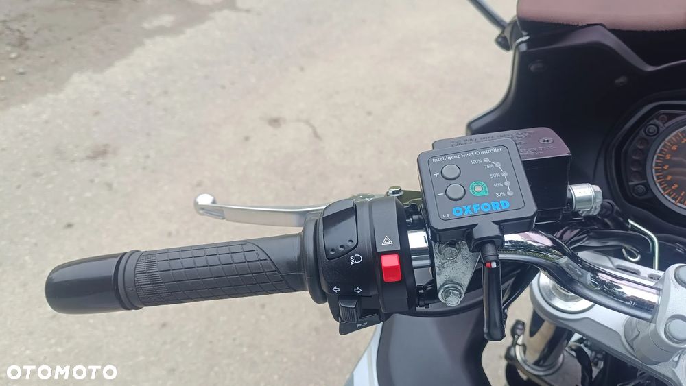 Suzuki GSX - 15