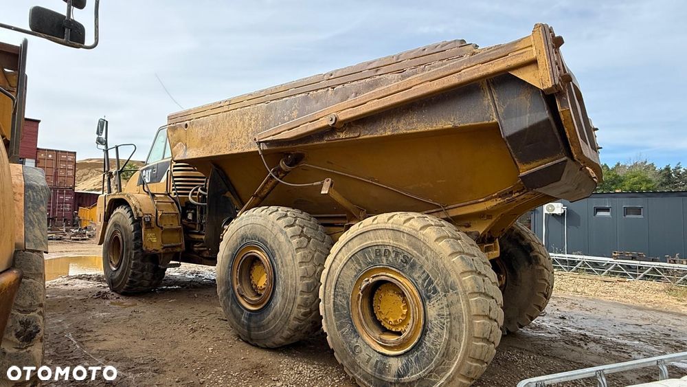 Caterpillar CAT 740 - 4