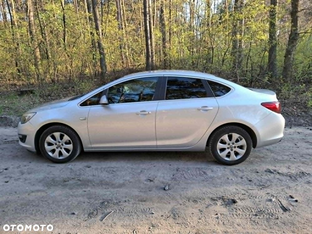Opel Astra 1.4 T S&S EU6 - 1