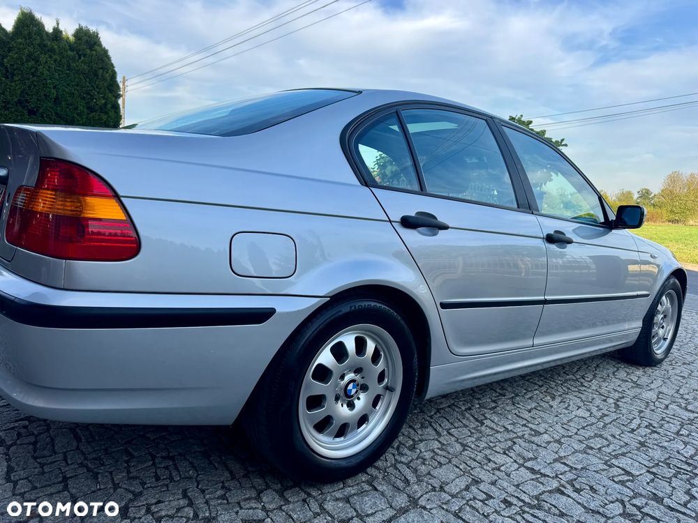 BMW Seria 3 - 12