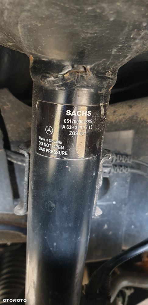 Mercedes-Benz Vito - 12