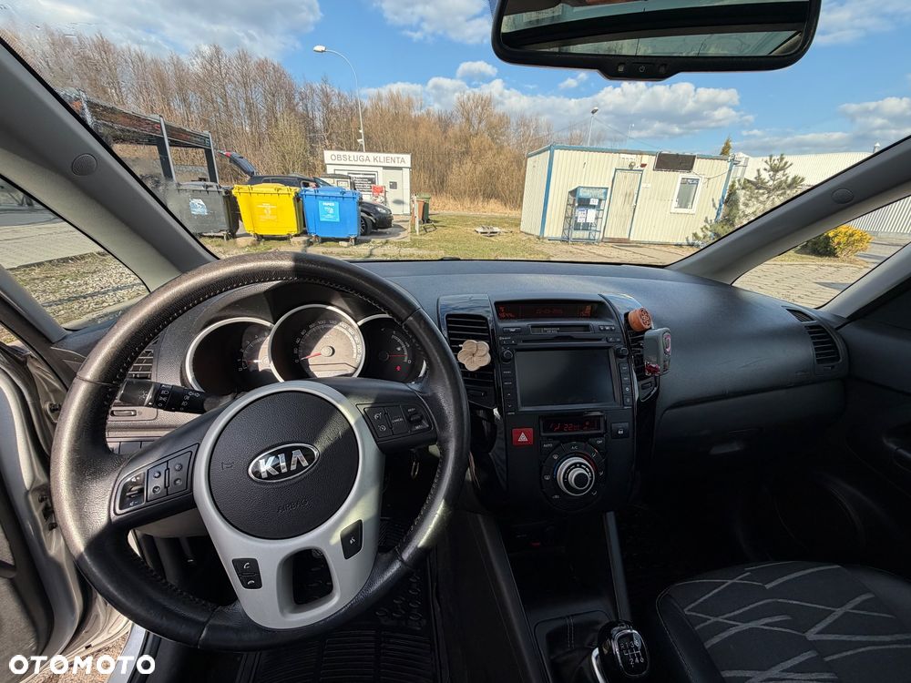 Kia Venga 1.6 CRDi L - 6