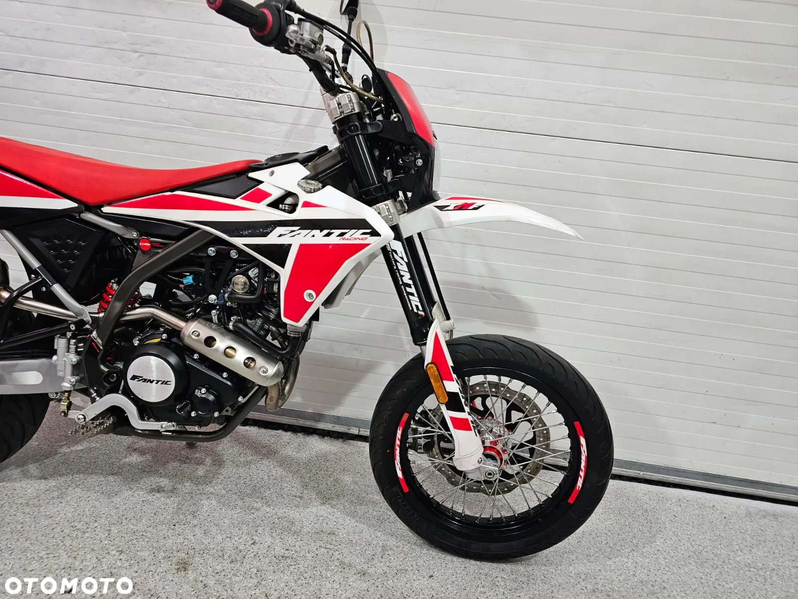 Fantic Inny - 19