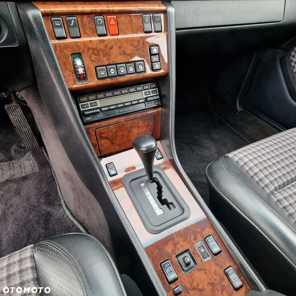 Mercedes-Benz W124 (1984-1993) - 15