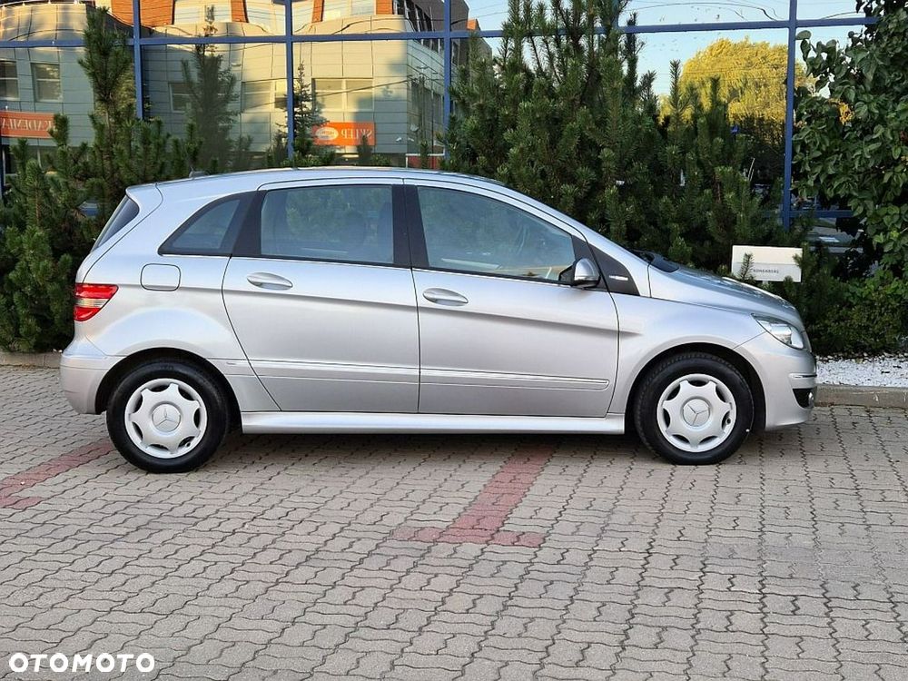 Mercedes-Benz Klasa B 160 BlueEff EU5 - 11