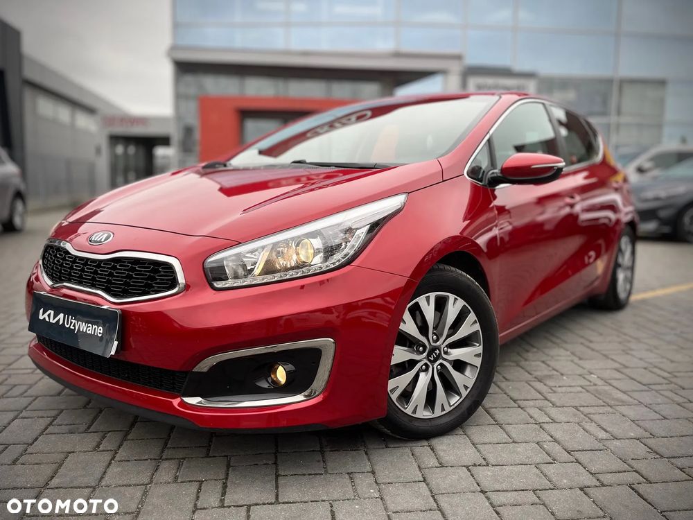 Kia Ceed Cee'd 1.6 GDI L - 1