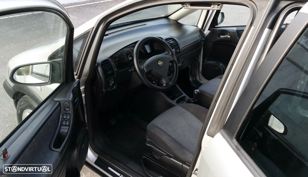 Opel Zafira 2.0 DTi Elegance - 38