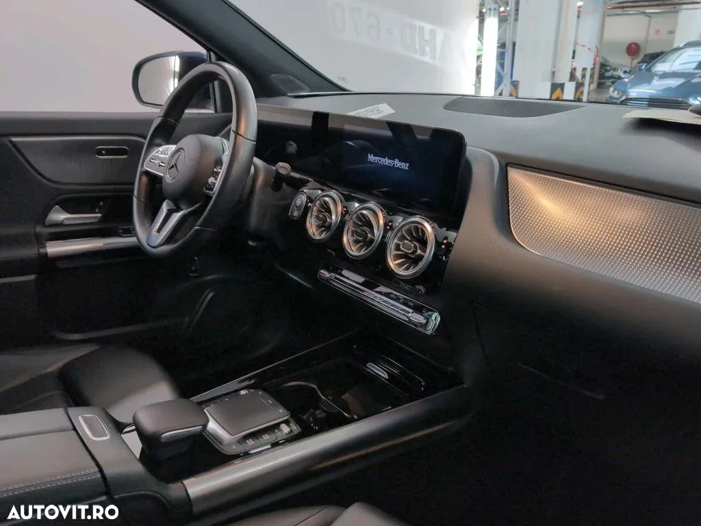 Mercedes-Benz GLA - 3