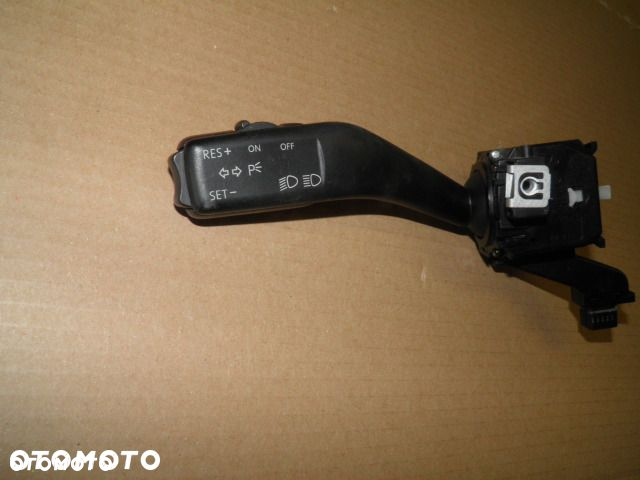 PRZEŁĄCZNIK MANETKA VW GOLF 1K0953513A - 2