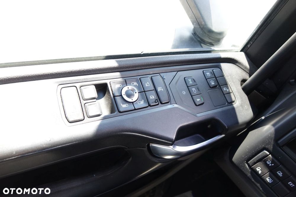 Scania 500R / EURO 6 / STANDARD / AUTOMAT / RETARDER / KLIMATYZACJA POSTOJOWA / LODÓWKA  /  2 ZBIORNIKI - 29