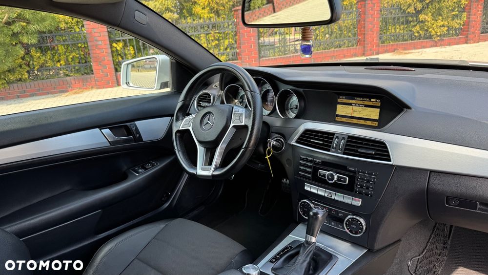 Mercedes-Benz Klasa C 250 (BlueEFFICIENCY) 7G-TRONIC - 31