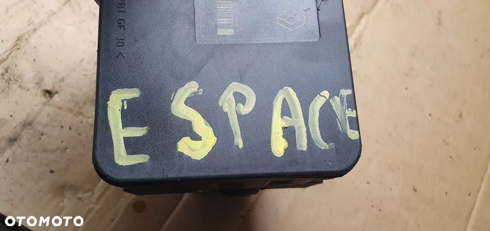 Pompa sterownik ABS Renault Espace IV 8200159837C 8200159837--C - 9