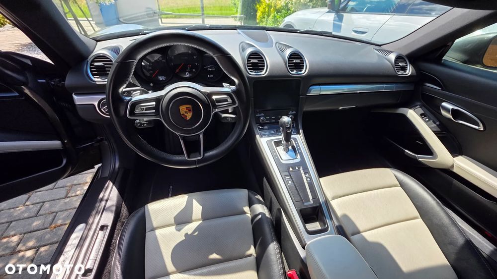 Porsche 718 Cayman T PDK - 15