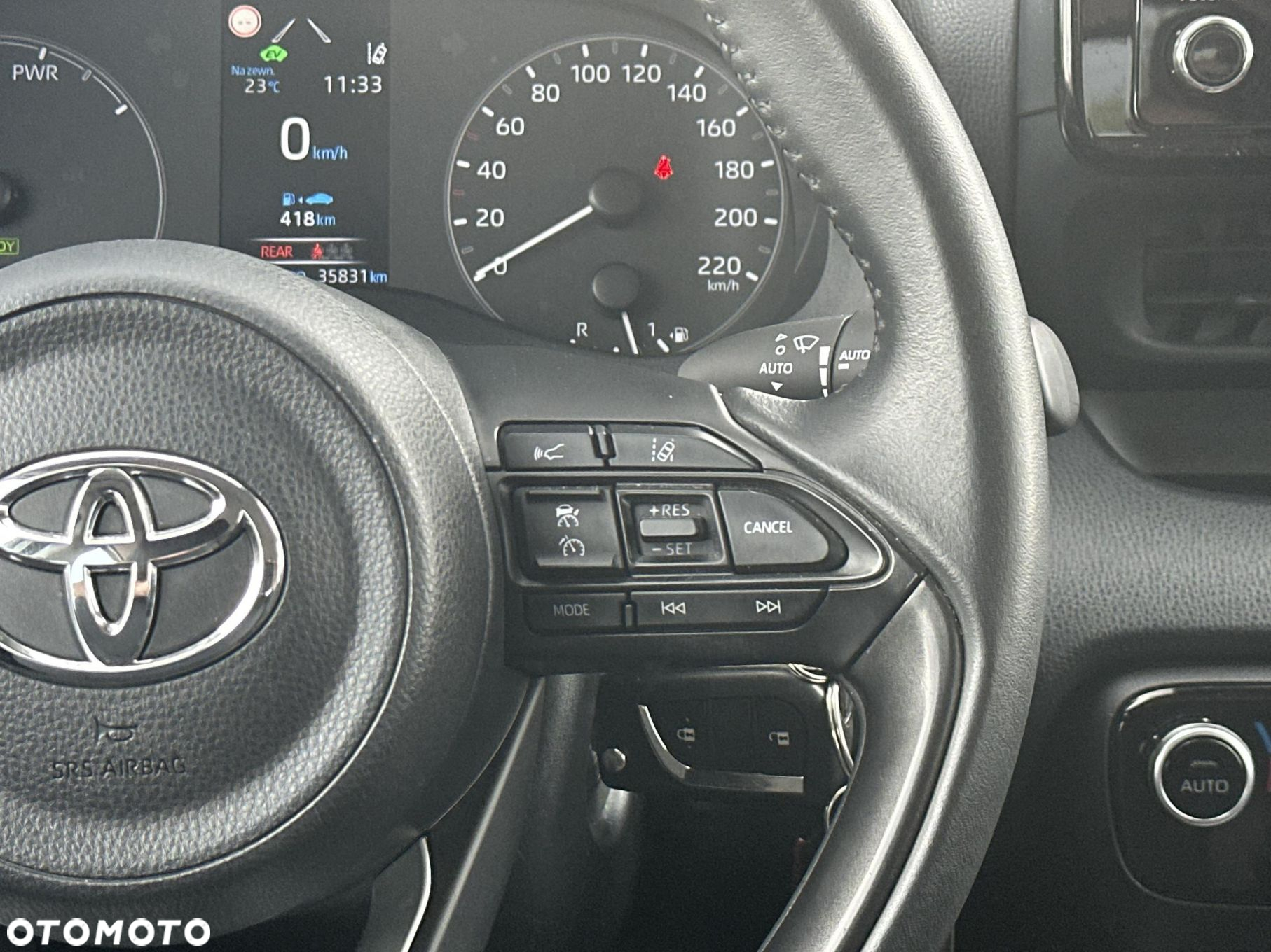 Toyota Yaris - 17
