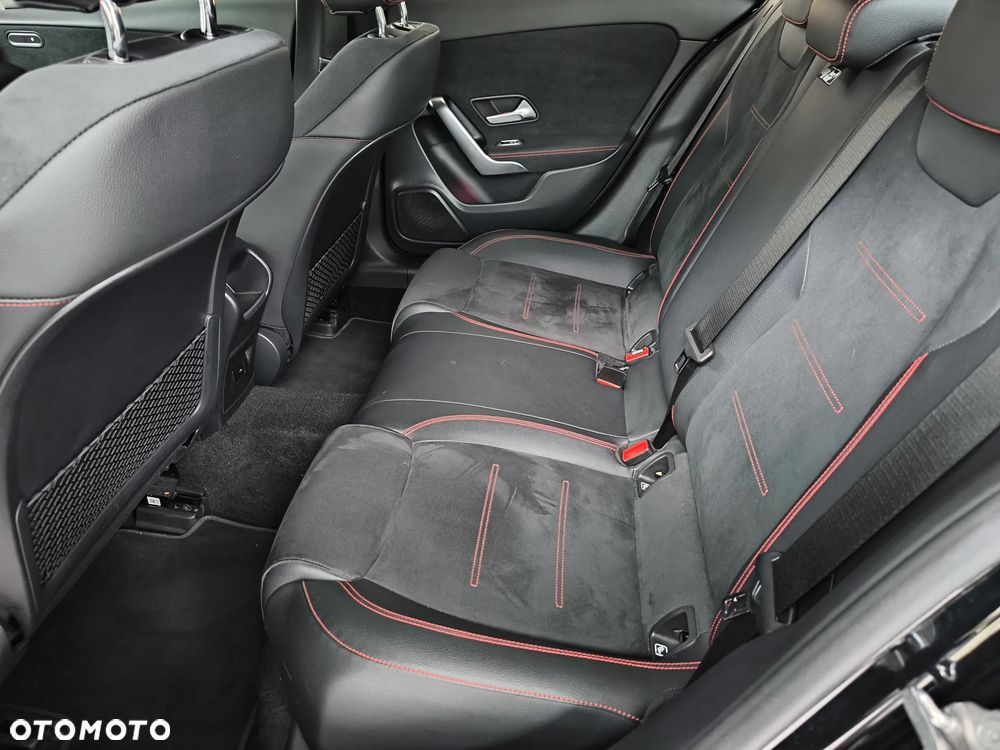 Mercedes-Benz Klasa A 200 AMG Line 7G-DCT - 18