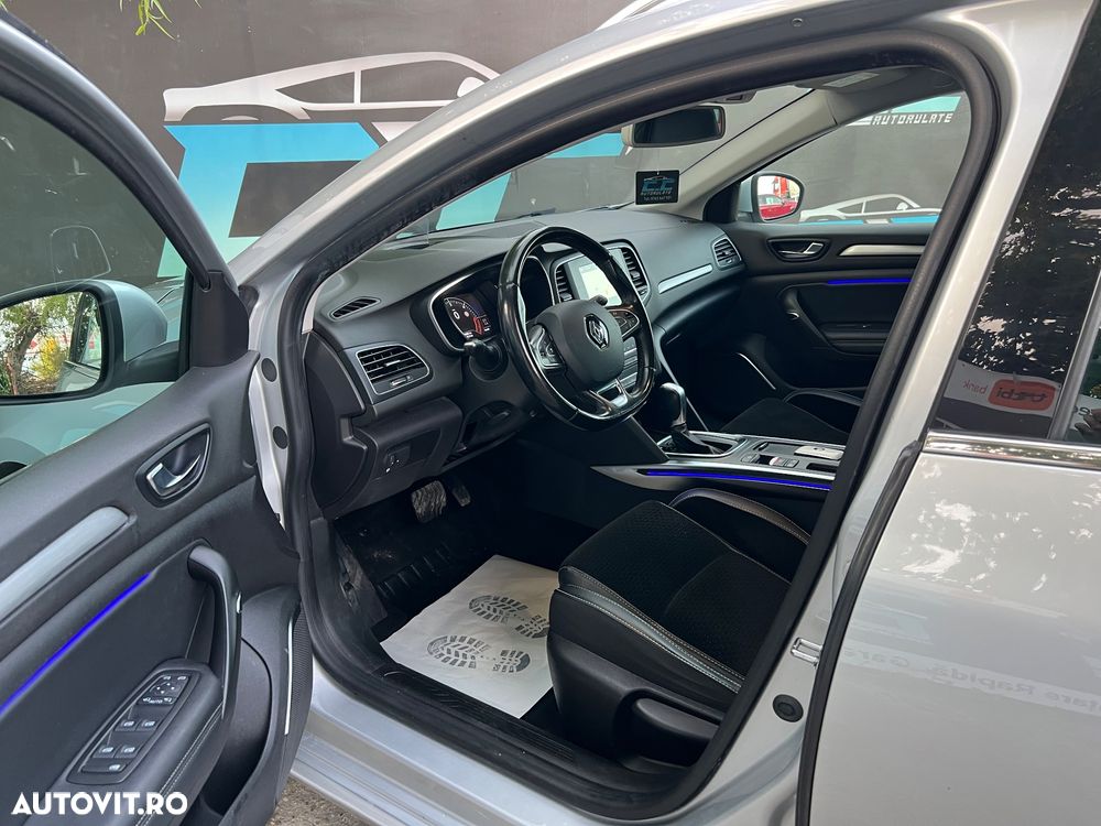Renault Megane BLUE dCi 115 EDC INTENS - 11