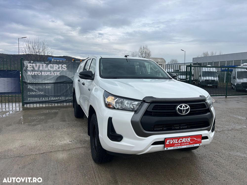 Toyota Hilux 2.4D 150CP 4x4 Double Cab 6MT Style - 37
