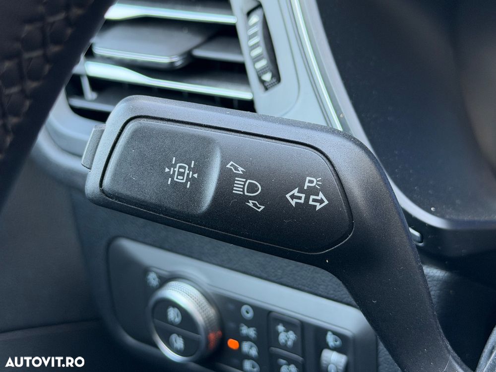 Ford Kuga 2.5 Duratec FHEV AWD Titanium - 18