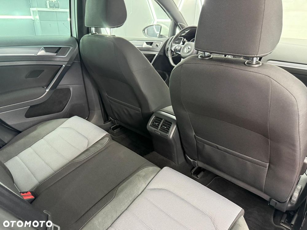Volkswagen Golf 1.4 TSI BlueMotion Technology DSG Highline - 30