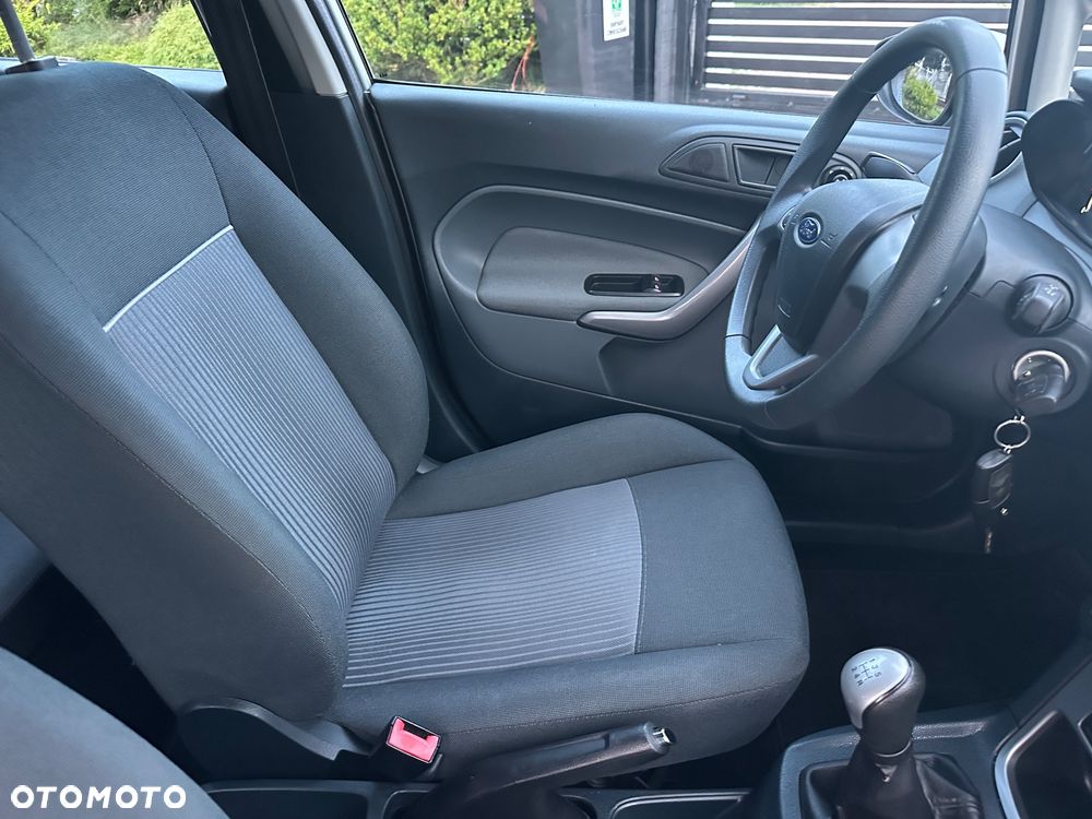 Ford Fiesta 1.25 Ambiente - 10