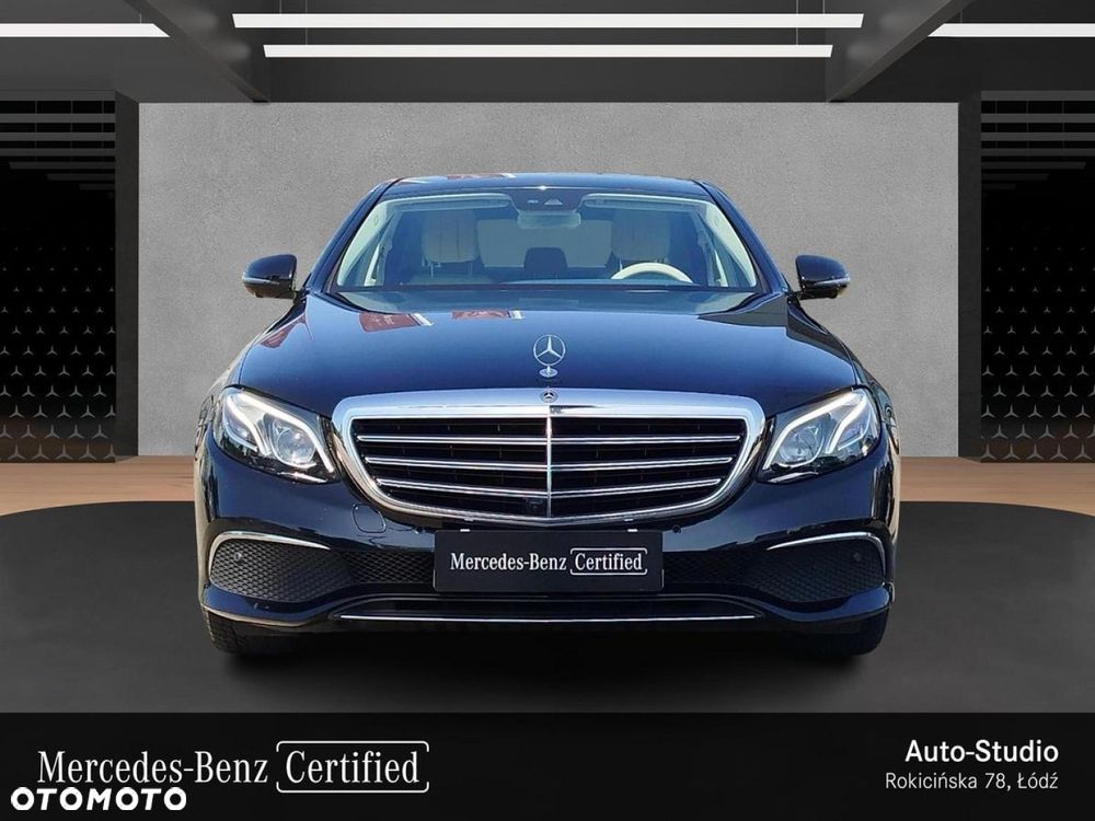 Mercedes-Benz Klasa E - 9