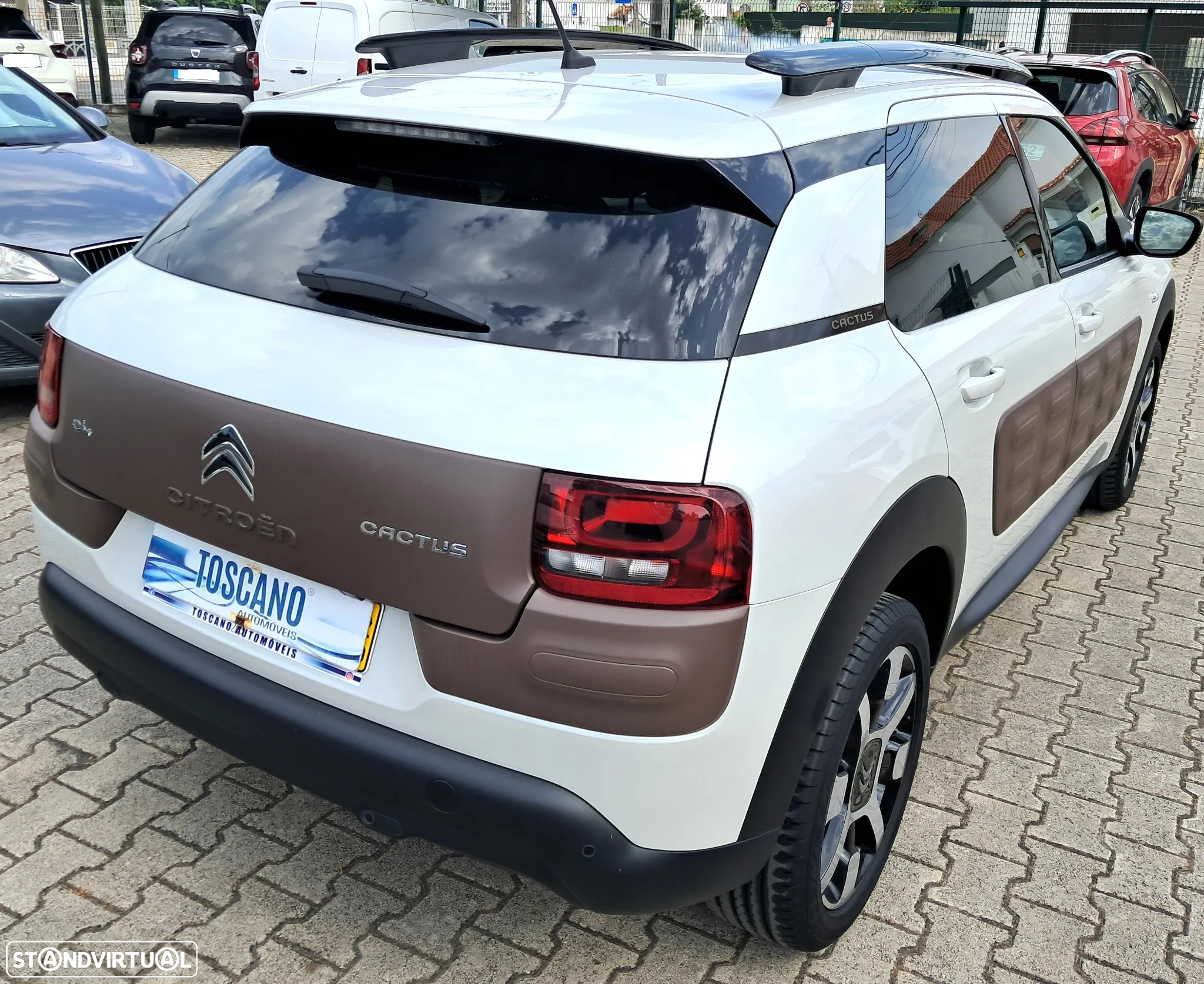 Citroën C4 Cactus 1.2 PureTech Shine - 3