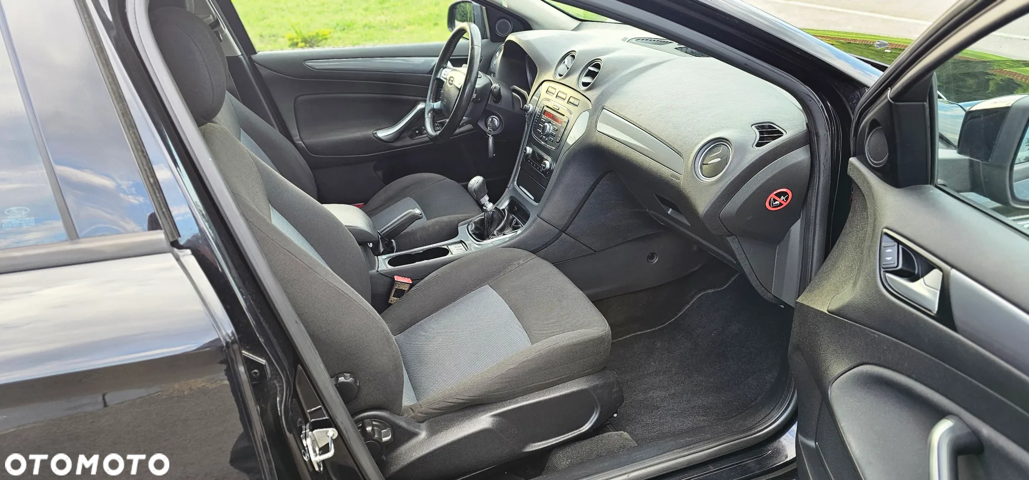 Ford Mondeo 1.6 TDCi Ambiente - 14