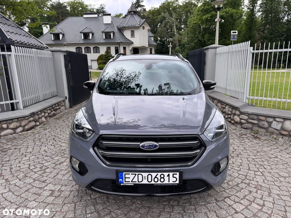 Ford Kuga 1.5 EcoBoost FWD ST-Line X - 17