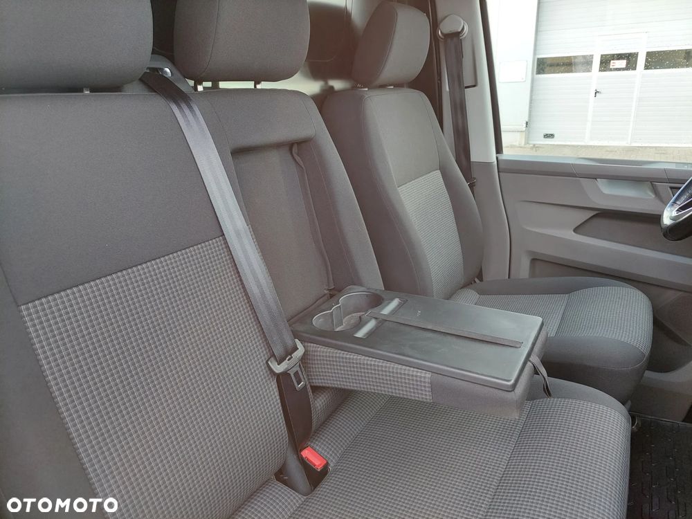 Volkswagen Transporter - 25