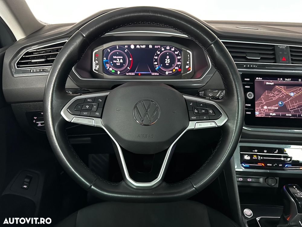 Volkswagen Tiguan 2.0 TDI SCR 4MOTION DSG Elegance - 31