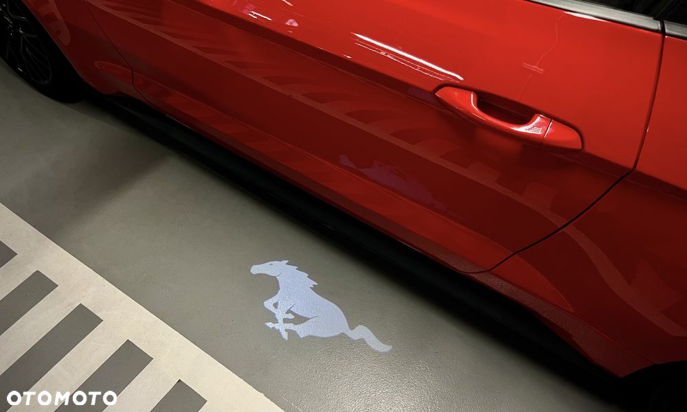 Ford Mustang 5.0 V8 GT - 33