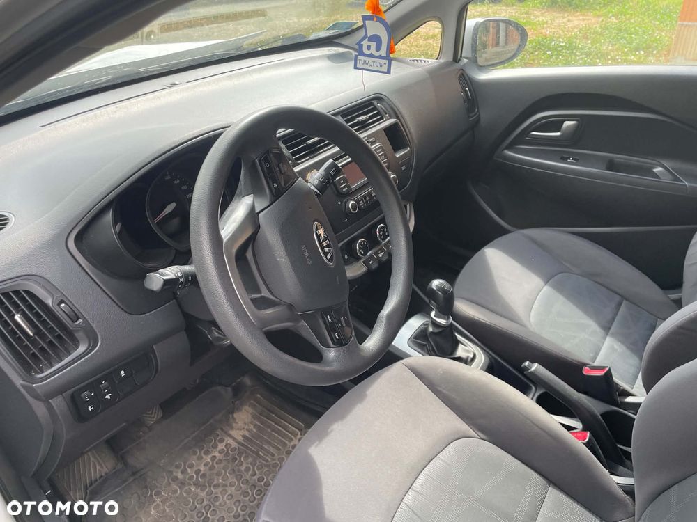 Kia Rio 1.4 crdi M - 4