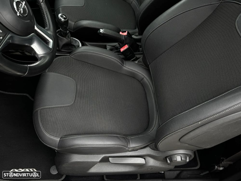 Opel Adam 1.2 Glam - 12