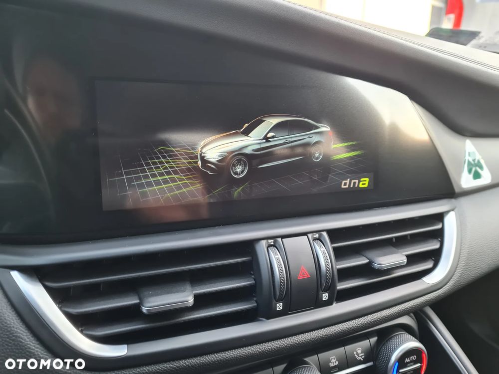 Alfa Romeo Giulia 2.0 Turbo Veloce Q4 - 34