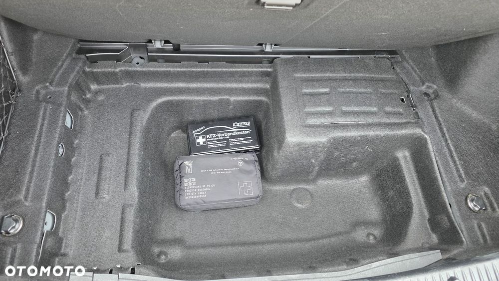 Mercedes-Benz Klasa C - 25