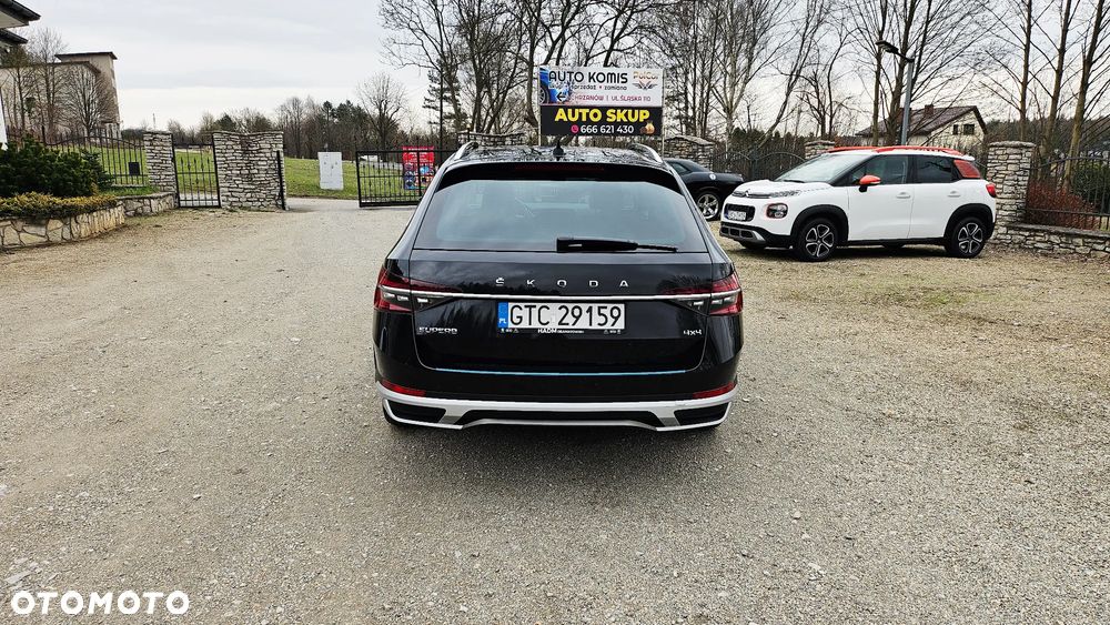 Skoda Superb 2.0 TDI SCR 4x4 Scout DSG - 13