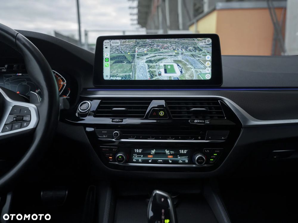 BMW Seria 5 520d xDrive M Sport Edition - 24