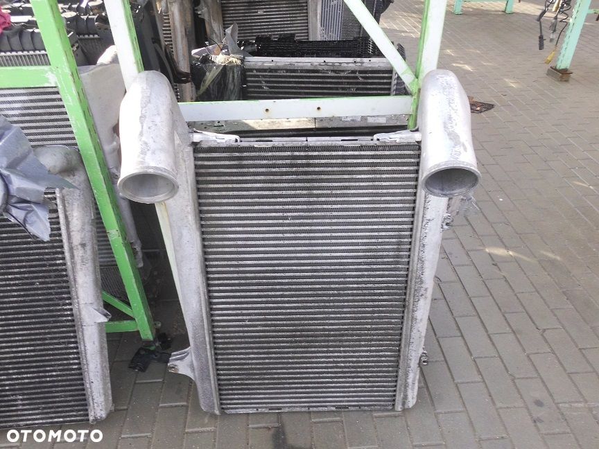 CHŁODNICA INTERCOOLER POWIETRZA DAF XF 105 - 1