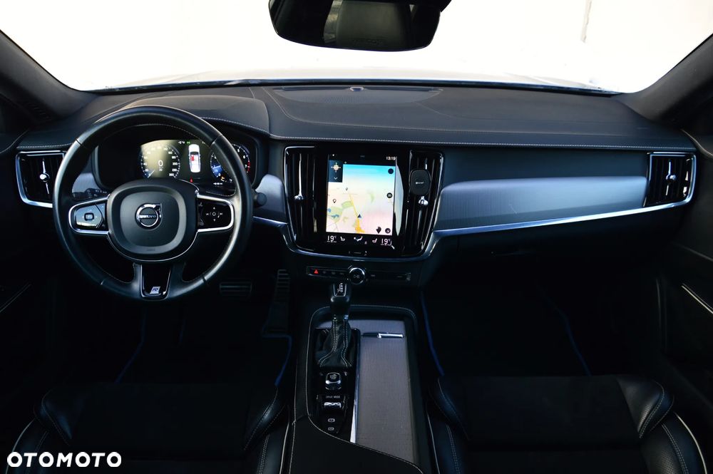 Volvo S90 T5 R-Design - 3