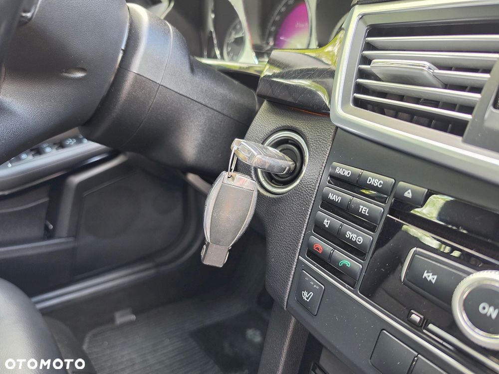 Mercedes-Benz Klasa E 250 CDI DPF BlueEFFICIENCY Avantgarde - 26