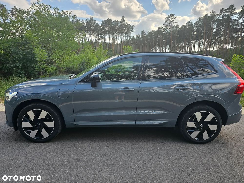 Volvo XC 60 T8 AWD Recharge Plus Dark - 3