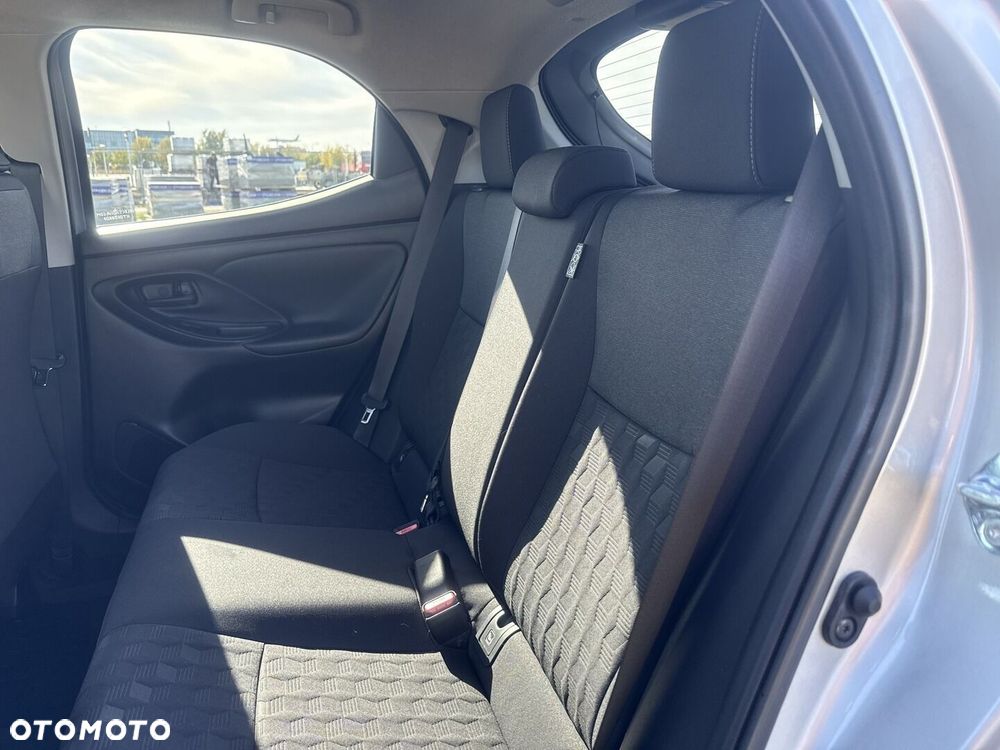Toyota Yaris 1.5 Style - 17