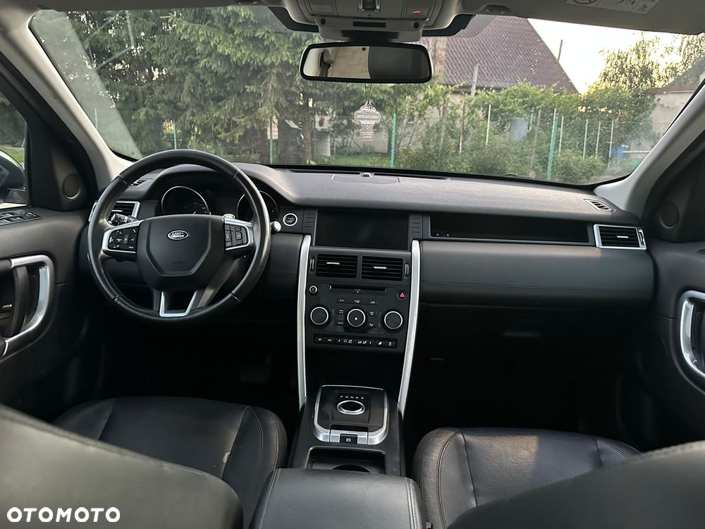 Land Rover Discovery Sport TD4 HSE - 32
