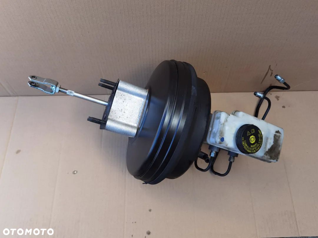serwo hamulcowe pompa hamulca X-klasa W470 - 1