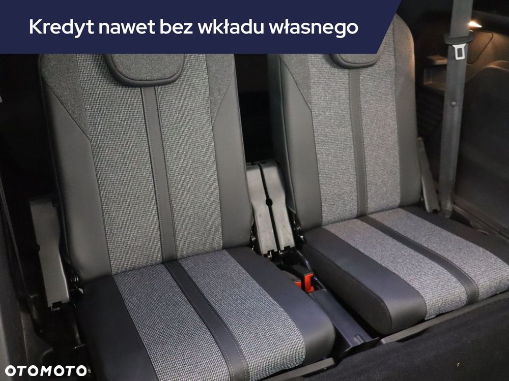 Peugeot 5008 - 23