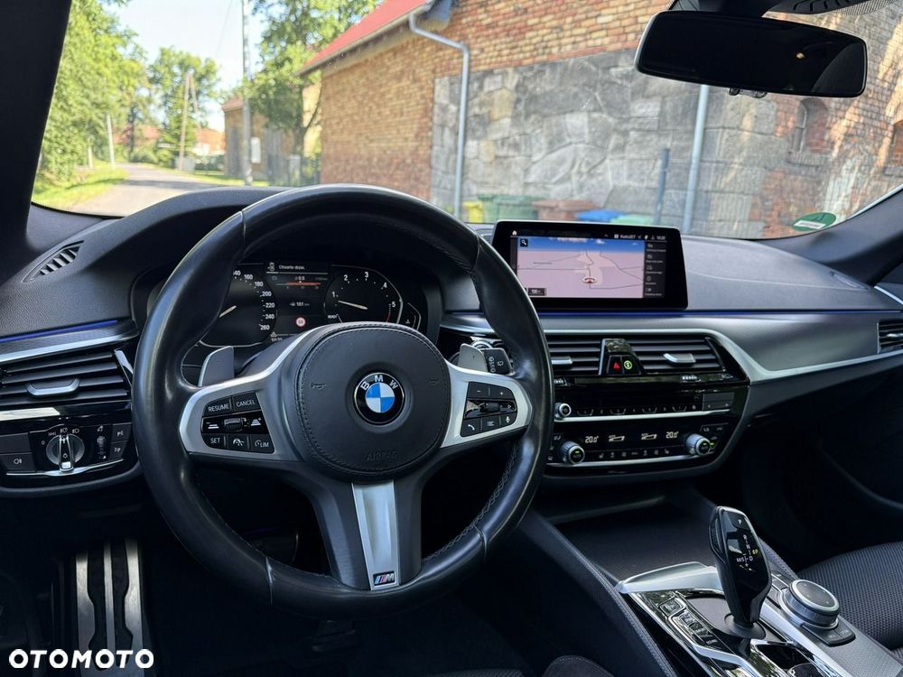 BMW Seria 5 530d mHEV M Sport sport - 17