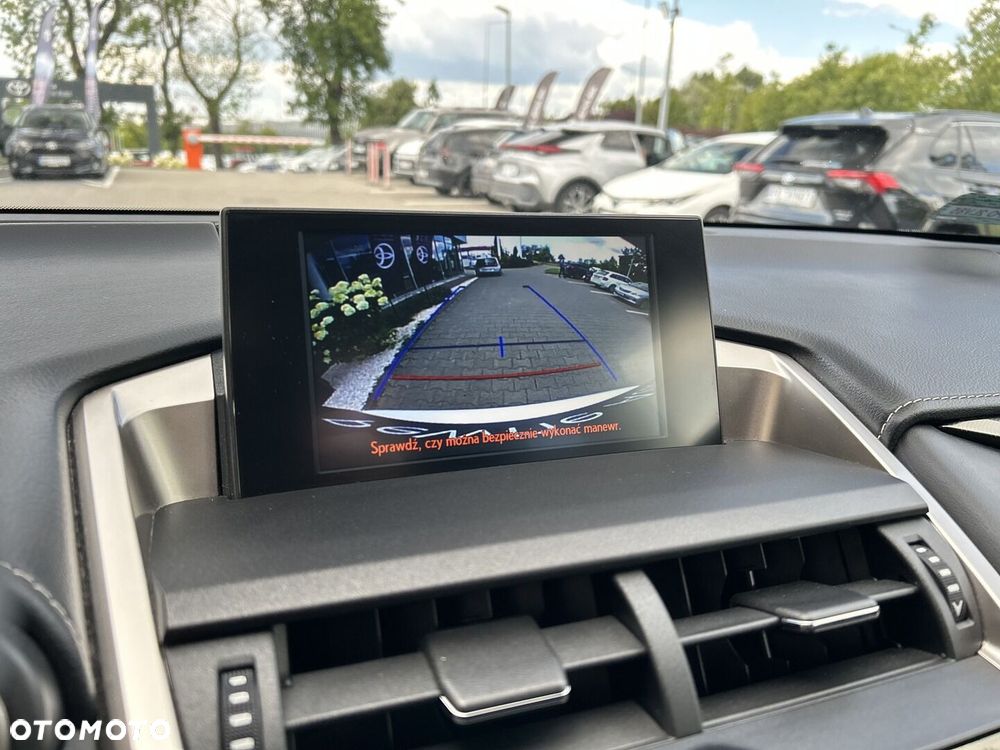Lexus NX 300h Comfort AWD - 20