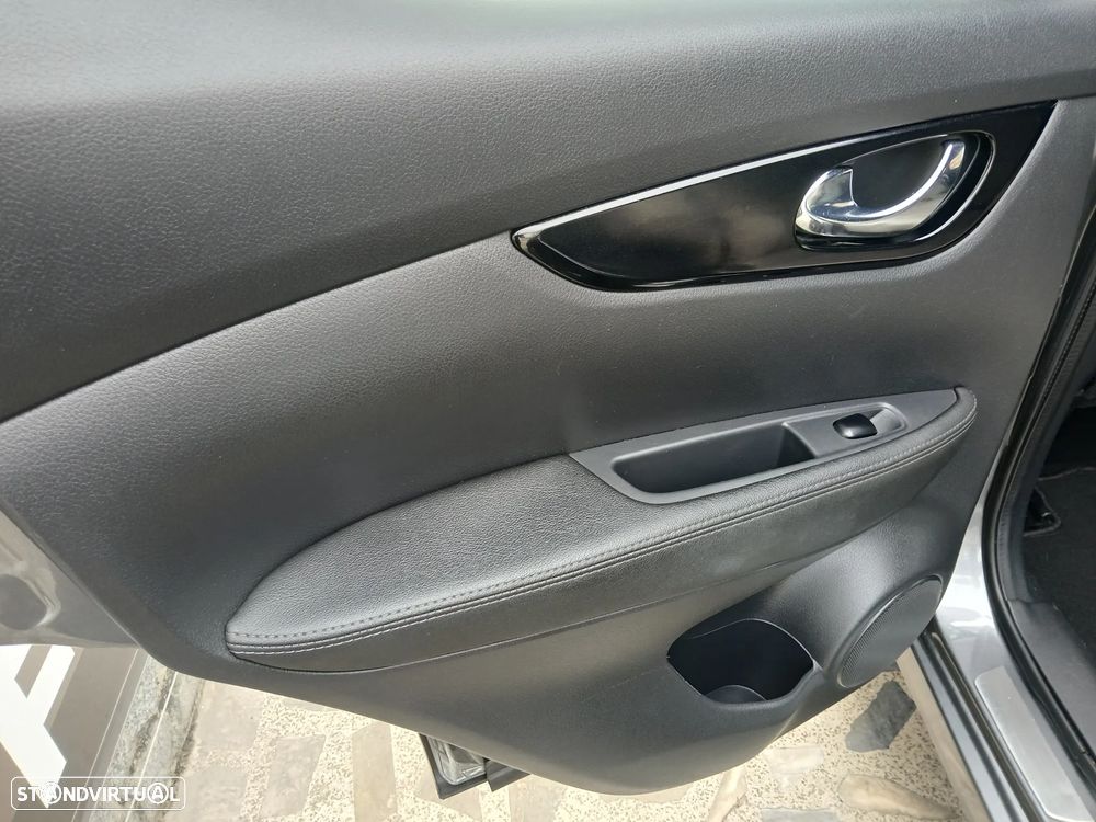 Nissan Qashqai 1.5 dCi Tekna Premium Pele S Alcantara - 22