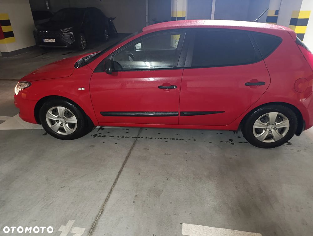 Hyundai i30 1.4 Base - 3