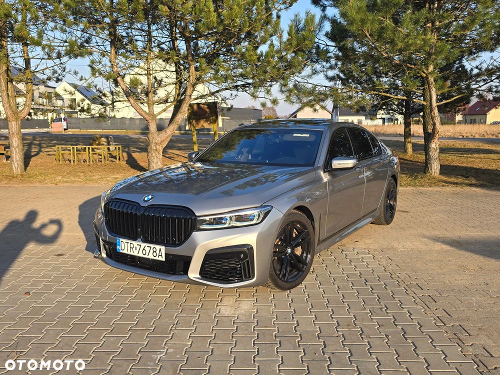 BMW Seria 7 750i xDrive sport - 1